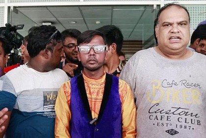 মনোনয়নপত্র বাতিলের প্রতিক্রিয়ায় যা বললেন হিরো আলম