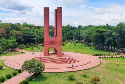 জাবিতে শিক্ষার্থী নির্যাতন, ৮ ছাত্রলীগ নেতার নামে হত্যাচেষ্টা মামলা