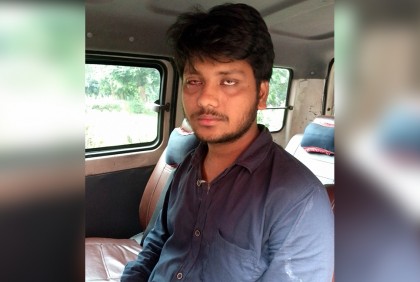 জাবি ভর্তি পরীক্ষায় প্রক্সি দিতে এসে এবার জবি শিক্ষার্থী আটক