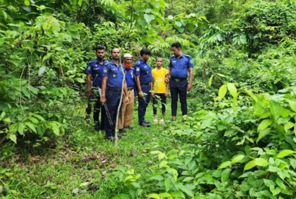 টেকনাফে পুলিশের অভিযানে অপহৃত শিশু উদ্ধার