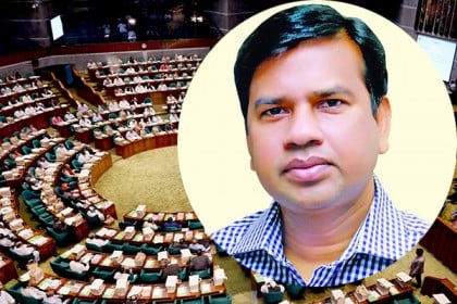 সবকিছুতেই এখন প্রধানমন্ত্রীকে টেনে এনে দায়িত্ব এড়ানো হচ্ছে : পীর মিসবাহ 

