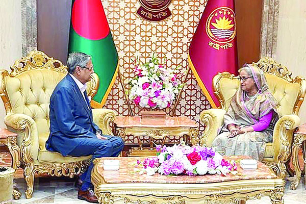 বঙ্গভবনে রাষ্ট্রপতির সঙ্গে প্রধানমন্ত্রীর সাক্ষাৎ