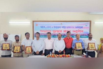 কুমিল্লায় কৃষিতে ৬ জন পেলেন শুদ্ধাচার পুরস্কার 