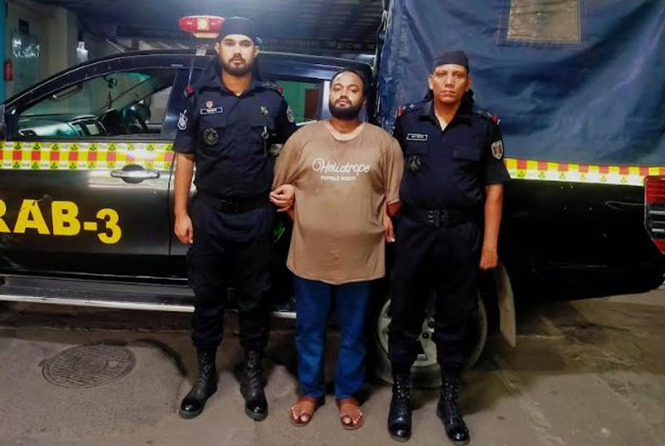 সোনারগাঁয়ে জাল নোট তৈরি চক্রের মূলহোতা গ্রেফতার