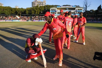 ক্যারিবিয়ানদের হারিয়ে বিশ্বকাপের দৌড়ে এগিয়ে গেল জিম্বাবুয়ে