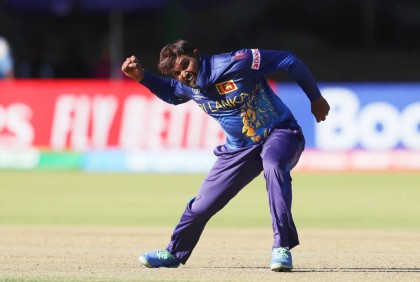 ৩৩ বছর পর যে রেকর্ড গড়লেন হাসারাঙ্গা