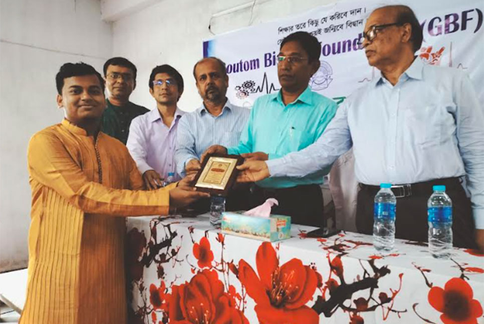 গোপালগঞ্জে ৭০ কৃতি শিক্ষার্থীকে সংবর্ধনা  