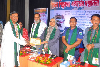 বগুড়ার ৫ গুণী শিল্পী পেল শিল্পকলা একাডেমি সম্মাননা