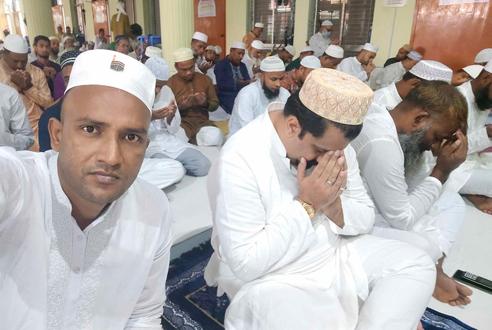 সিরাজগঞ্জে ঈদের জামাত অনুষ্ঠিত
