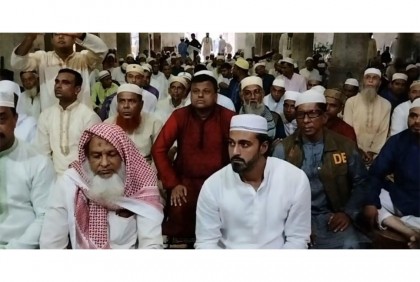 দক্ষিণ-পশ্চিমাঞ্চলের প্রধান ঈদ জামাত ষাটগম্বুজ মসজিদে