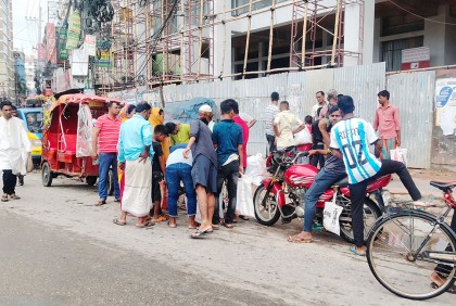 বছরে একদিন বসে যে আনন্দ হাট
