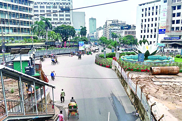 ঈদের তৃতীয় দিনে রাজধানীর সড়ক ফাঁকা