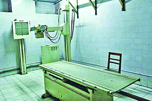নষ্ট যন্ত্রের পাহাড় সরকারি হাসপাতালে