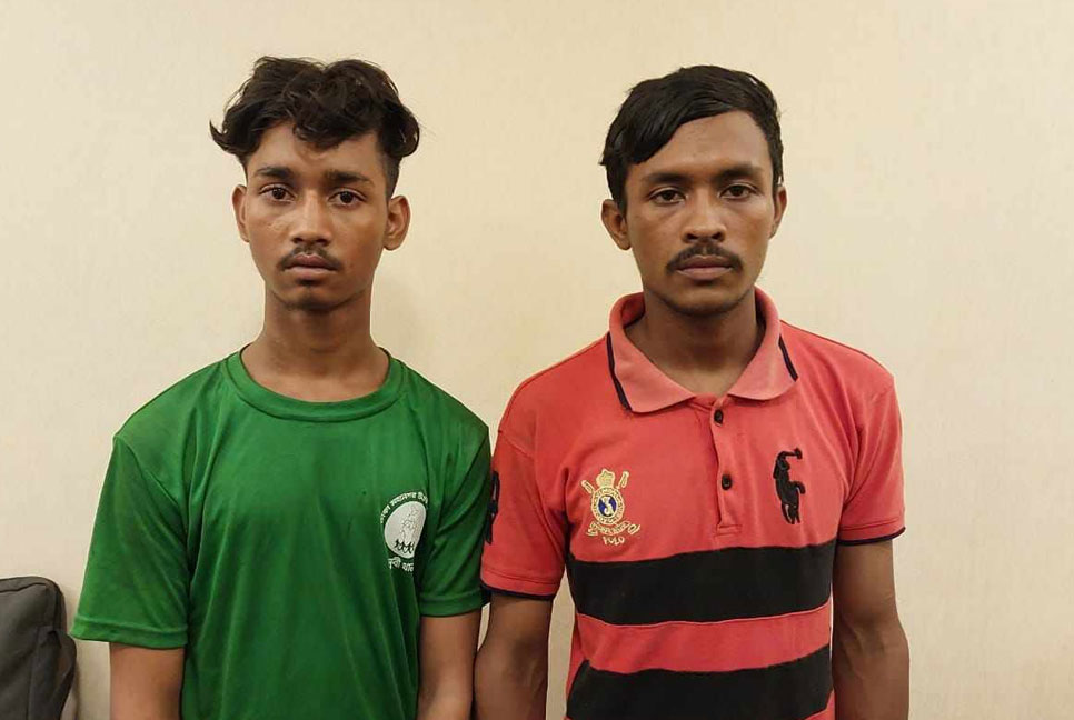 মিরপুর থেকে চুরি হওয়া বাস উদ্ধার, গ্রেফতার ২