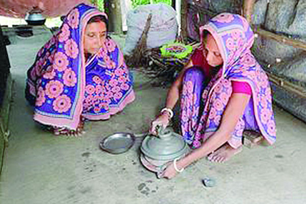 অনটনের জীবন, পেশা বদল