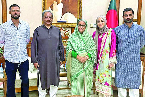অবসরের সিদ্ধান্ত প্রত্যাহার