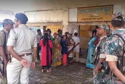পঞ্চায়েত নির্বাচনকে কেন্দ্র করে ভোটের আগুনে জ্বলছে পশ্চিমবঙ্গ, নিহত ২২