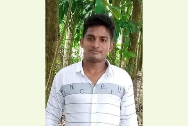 গোসল করতে নেমে মেঘনায় জোয়ারের পানিতে ভেসে গেল যুবক
