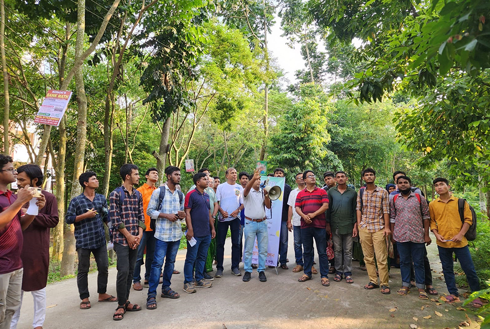 বেরোবিতে ব্যতিক্রমী উদ্যোগ