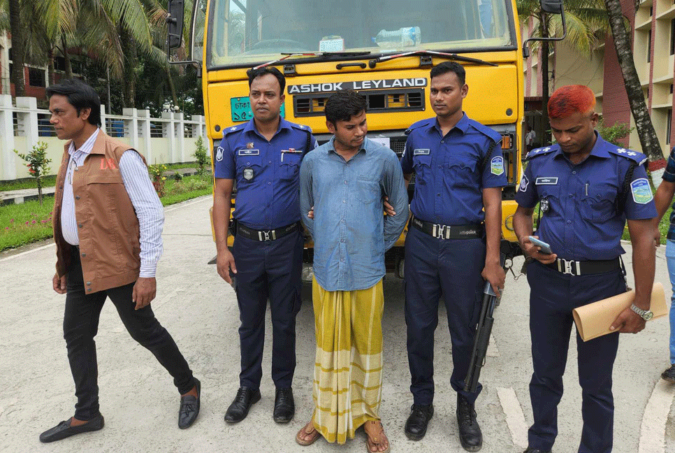 ধান নিয়ে উধাও হওয়া সেই ট্রাক উদ্ধার, চালক গ্রেফতার