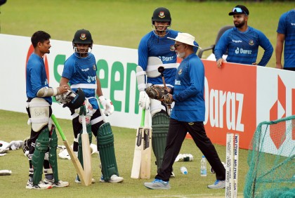লজ্জাজনক হোয়াইটওয়াশ এড়াতে চায় বাংলাদেশ 

