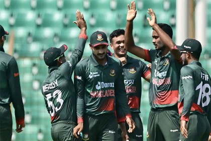 টাইগারদের বোলিং তাণ্ডবে ধুঁকছে আফগানিস্তান