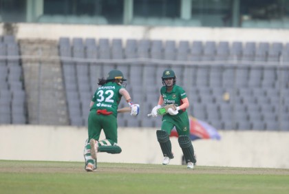 টানা দুই হার, ভারতের কাছে সিরিজ খোয়াল বাংলাদেশের মেয়েরা
