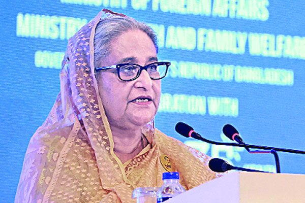 রোহিঙ্গা জনগোষ্ঠী দেশের নিরাপত্তায় হুমকি : প্রধানমন্ত্রী