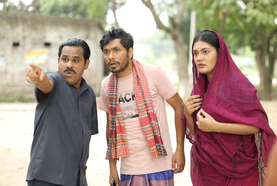 ‘বউয়ের বিদেশযাত্রা’

