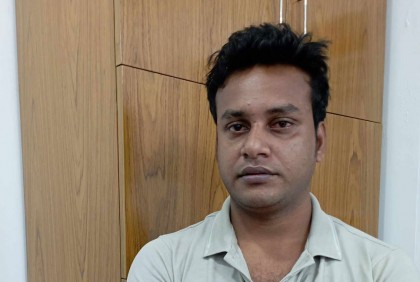 রাবিতে সহকারী প্রক্টর লাঞ্ছিত, বহিরাগত আটক