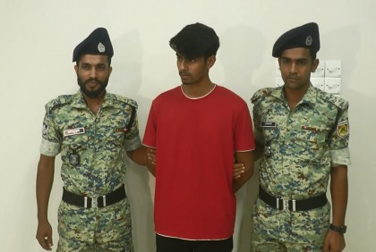 স্কুলছাত্রীর আপত্তিকর ভিডিও ধারণ করে ব্ল্যাকমেইল, যুবক গ্রেফতার