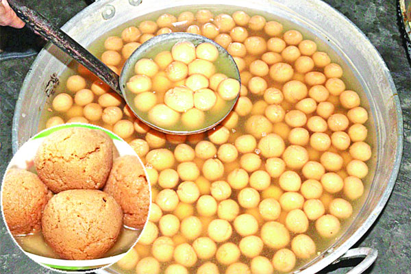 জামতলার ‘সাদেক গোল্লা’ সাত দশক ধরে ছুটছে