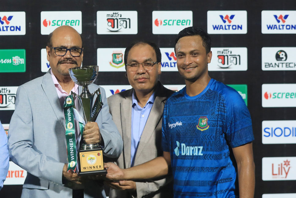 জয়ে তৃপ্ত সাকিব যা বললেন
