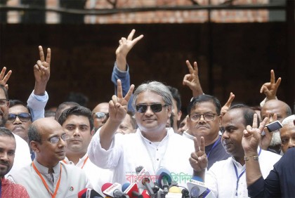 ঢাকা-১৭ আসনে বিজয়ী নৌকার আরাফাত