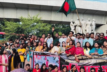 'সাহস থাকলে বাংলাদেশে এসে রাজনীতি করুন'