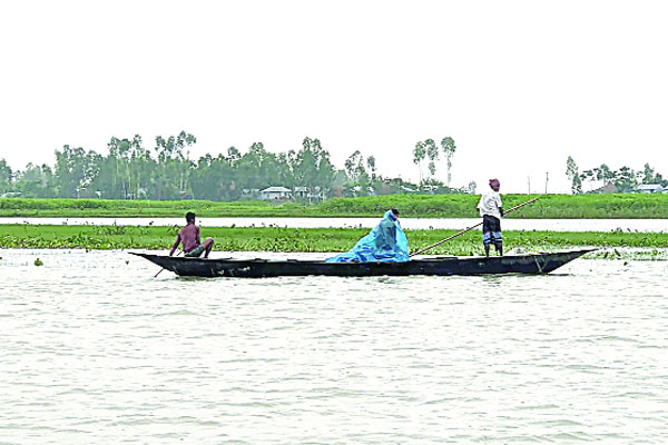 কমেছে ব্রহ্মপুত্র তিস্তার পানি