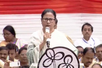 ২৪ সালে নতুন ইন্ডিয়ার জন্ম হবে : মমতা  

