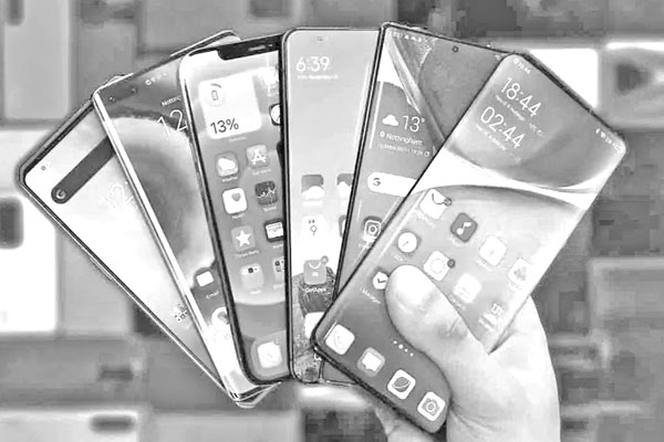 স্মার্টফোনের ব্যাটারি পরিবর্তনের সুবিধা