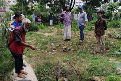 এডিসের লার্ভা পাওয়ায় ১ লাখ ৪০ হাজার টাকা জরিমানা

