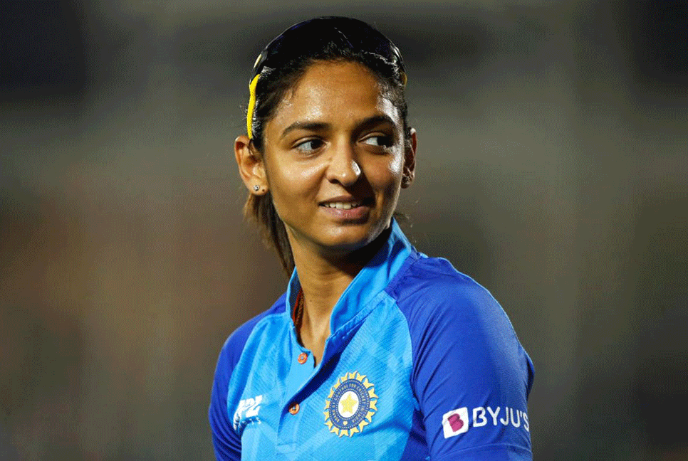 হারমানপ্রীতের ‘কঠোর শাস্তি’ চান ভারতের সাবেক ক্রিকেটাররাও