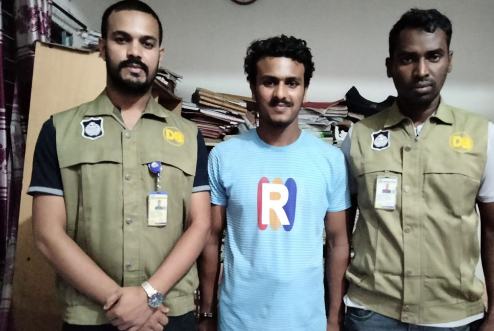 কটিয়াদীতে ১০০ পিস ইয়াবাসহ যুবক গ্রেফতার