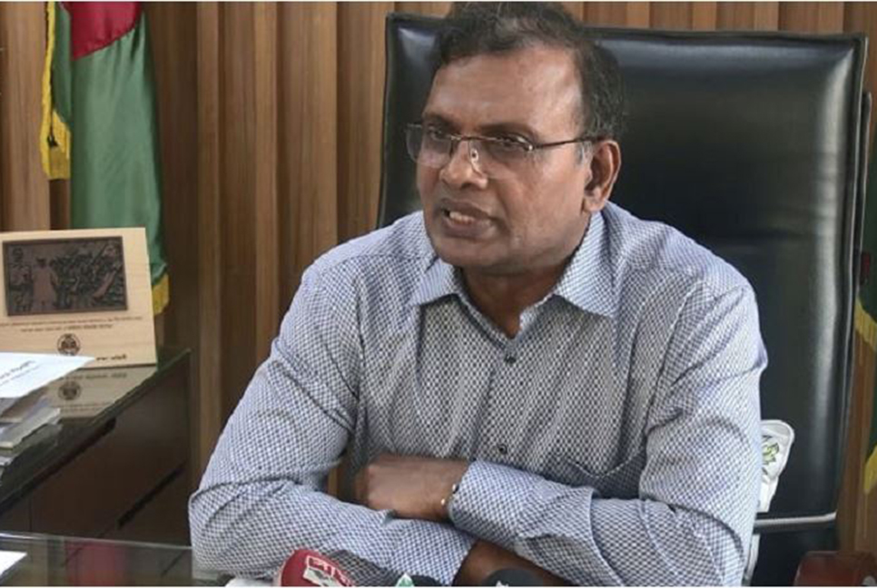 ঘেরাও করলে ঘেরাও হয়ে বসে থাকবো : ইসি আনিছুর

