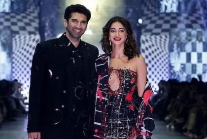 কোথায় ‘ডেট’-এ গেলেন আদিত্য-অনন্যা?