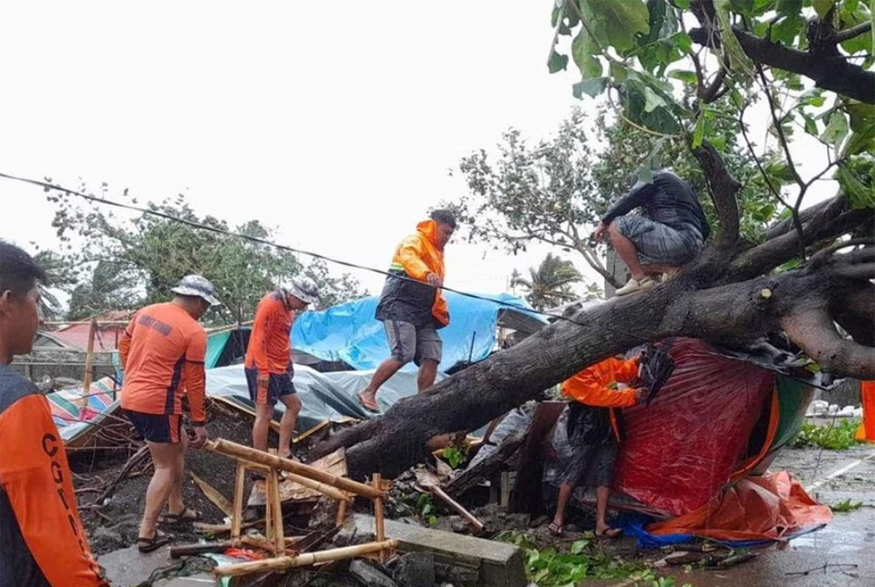 টাইফুন ডোকসুরির তাণ্ডবে ফিলিপাইনে ছয়জনের প্রাণহানি
