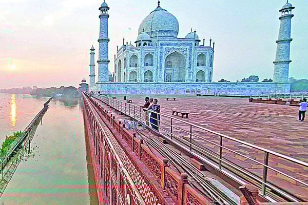তাজমহল কাহিনি