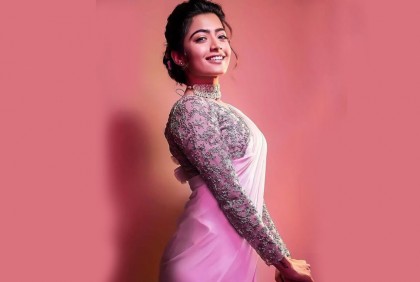 প্রেমিকের পোশাকে বিমানবন্দরে রাশমিকা? (ভিডিও)