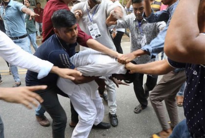হিরো আলমকে নিয়ে বিবৃতি: মার্কিন ব্রিফিংয়ে উঠল ১৩ দূতকে তলবের প্রসঙ্গ