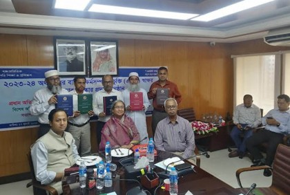 মাদ্রাসা শিক্ষার্থীদের বিজ্ঞান ও সংস্কৃতি চর্চায় উদ্বুদ্ধ করতে শিক্ষামন্ত্রীর আহ্বান

