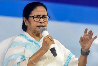 বাংলাদেশ থেকে ডেঙ্গু ছড়াচ্ছে পশ্চিমবঙ্গেও : মমতা