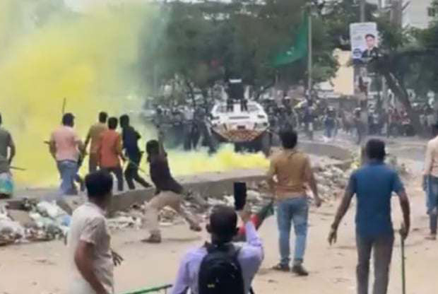রাজধানীর ধোলাইখালে বিএনপির সঙ্গে পুলিশের সংঘর্ষ  